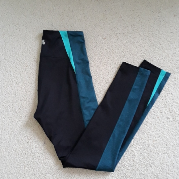 tek gear Pants - NWOT Tek Gear Compression Tights Size M